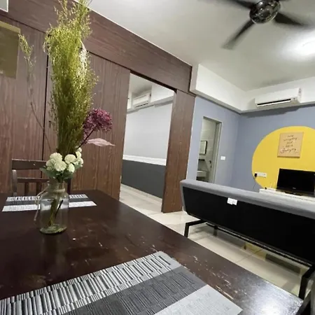 Comfy And Sweethome Hyve Suite Soho Cyberjaya Exterior photo